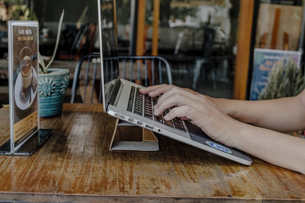 macbook, tech, digital, minimal, earbuds, work, business, office, notebook, notepad, diary, stationery, headphones, music, headset, listening, brown office, brown laptop, brown tech, brown headphones, tech, tech, tech, tech, tech, earbuds